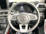 ステアリングも使用感が少なく、きれいな状態となっております♪