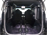 ミニバン最大級のスペース!ご家族、お友達とのキャンプやバーベキューほか、お仕事でも十分な容量が有ります!