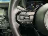 ステアリングスイッチ装備!運転しながら手元でオーディオの操作などができます。