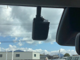 前後録画でより安心に!マスト装備のドライブレコーダーです♪