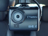 ◆【ドライブレコーダー】映像・音声などを記録する自動車用の装置です。もしもの事故の際の記録はもちろん、旅行の際の思い出としてドライブの映像を楽しむことができます。