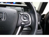 Hondaセンシングの機能のひとつ、アダプティブクルーズコントロール付!アクセルから足を離しても設定したスピードと前車との車間を保ち走行してくれます!車線維持もアシスト☆高速道路で疲労軽減ですね☆