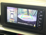 【パノラミックビューモニター】専用のカメラにより、上から見下ろしたような視点で360度クルマの周囲を確認することができます☆死角部分も確認しやすく、狭い場所での切り返しや駐車もスムーズに行えます。