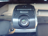 ◆【ドライブレコーダー】映像・音声などを記録する自動車用の装置です。もしもの事故の際の記録はもちろん、旅行の際の思い出としてドライブの映像を楽しむことができます。