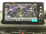 多機能と操作のしやすさを両立した、Honda CONNECT対応のナビディスプレーです。ETC2.0車載器もナビゲーション連動し、スマートフォン用Bluetoothユニット付きです。