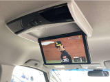 フリップダウンモニター!小さなお子様も後部座席でTVやDVDなどの映像を楽しめます☆