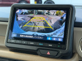 駐車時に便利なバックカメラを装着しています。