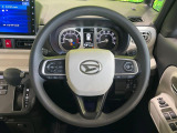 ステアリングも使用感が少なく、きれいな状態となっております♪