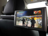 後席用モニター装備