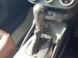 ●シフトノブの使用感も少なく、良好な状態です。