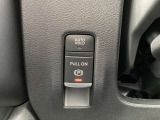 オートホールド機能搭載でブレーキを踏んでいなくても停車状態となる優れものです。
