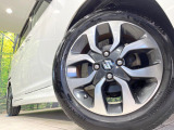 【純正15インチアルミホイール】外観にマッチした純正アルミホイールを装着しております。各種社外アルミホイールや、スタッドレスタイヤも取扱いしております。是非ご相談ください♪