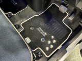 嬉しい純正フロアマット付き♪ 状態も良好です(^^♪