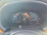 視認性の良いメーターまわり。燃費などもご確認いただけます!