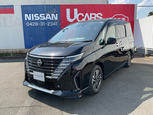 セレナ 1.4 e-POWER ハイウェイスターV 