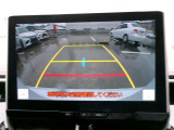 バックモニター付きですので、日常の駐車はもちろん、人や障害物などを映像で確認できるので安心です!(補助装置になりますので、目視でもご確認ください)