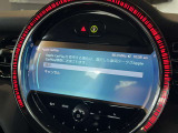 アップルカープレイ装備!!Bluetooth機能も付いておりますので、音楽再生も楽々です♪