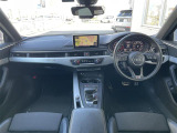 A4 2.0 TFSI クワトロ スポーツ Sラインパッケージ 4WD 本革シート