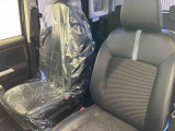 フロントシートです。ゆったり運転ができます。長距離ドライブもラクラク♪♪