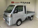 納車前には12ヶ月点検相当の点検と消耗品の交換をダイハツの整備士がしっかり整備してお渡しします。また、納車後には無料1ヶ月点検がございます。