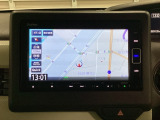 ナビゲーションはフルセグTV、インターナビ対応のGathers純正メモリーナビを搭載しています。Bluetoothオーディオ機能がありますので、スマートフォンなどの音楽も再生できます。