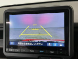 【バックモニター】駐車には欠かせないバックカメラを装備!カラーで後方をモニタリング。安全でゆとりのある駐車をサポートします。