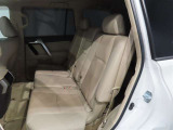 【リアシート】内装の気になるキズも少な目です!まずは実際にお乗りになってご確認ください!