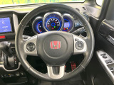 ステアリングも使用感が少なく、きれいな状態となっております♪