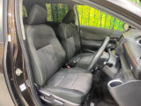 運転席シート廻りは使用感も少なく、良好な状態となっています。前オーナー様が丁寧に使っていたことがよくわかりますね。