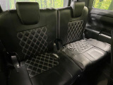 3列目シートはもちろん状態良好☆大人でもゆったりと座って頂けますので、大人数でのお出かけもラクラクです♪ご家族で、気の知れた仲間で、ドライブに行くのが楽しみですね♪