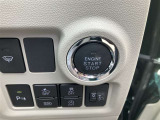 プッシュスタート、カギを出す必要がなくエンジン始動できます