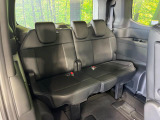 3列目シートはもちろん状態良好☆大人でもゆったりと座って頂けますので、大人数でのお出かけもラクラクです♪ご家族で、気の知れた仲間で、ドライブに行くのが楽しみですね♪