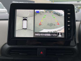 アラウンドビューモニター 駐車場での車庫入れや狭い道路での走行にカメラで確認が出来るので安心です。