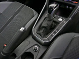 滑らかな加速を実現する&rdquo;DSG&rdquo;燃費向上にも貢献します。