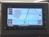 純正メモリーナビとバックカメラ付☆bluetoothオーディオでドライブも好きな音楽を聴いて楽しめます。TV視聴も可能です☆