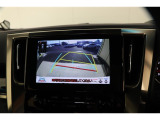 ■バックカメラ■ モニターを見ながら車庫入れやバック運転ができるので、車庫入れが苦手な方や大きな車を運転する際にも安心!現在のバックカメラは小型になってあまり目立ちません。視野も広く、オススメです!