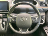 ステアリングも使用感が少なく、きれいな状態となっております♪