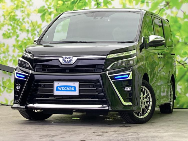 ヴォクシー 1.8 ハイブリッド ZS 煌III 