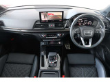 Audiのインテリアはエクステリア同様、優れたデザイン性とクオリティ、そして機能性を兼ね備えております。
