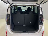 【ラゲッジルーム】たっぷり荷物も積み込める荷室スペース★