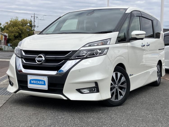 セレナ 2.0 ハイウェイスター 