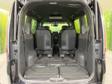 普段のお買い物や通勤、送迎等に十分な荷室スペースを確保しております。セカンドシートを倒すと、大きな荷物の積載も可能です♪