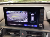 バックも安心のバックカメラ付いています。バックカメラがあると、いつでも安全にバックできますね。死角も減ります。