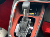 【 シフト 】シフトも操作しやすく快適なドライブを楽しんでいただけます♪
