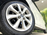 【純正14インチアルミホイール】外観にマッチした純正アルミホイールを装着しております。各種社外アルミホイールや、スタッドレスタイヤも取扱いしております。是非ご相談ください♪