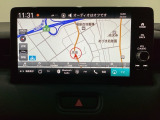 多機能と操作のしやすさを両立した、Honda CONNECT対応のナビディスプレーです。ETC2.0車載器もナビゲーション連動し、スマートフォン用Bluetoothユニット付きです。