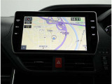 トヨタ純正10インチナビ装備!地図描写は文字も道もクリアで見やすく、滑らかに表示します。これさえあればもう道に迷わないですみますね♪フルセグで地上波デジタル放送TVもバッチリ綺麗に見れちゃいます♪