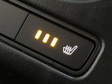 【シートヒーター】寒い日に重宝するシートヒーター!エアコンより早く温まってくれるので寒がりの人も安心ですね♪エアコンの温風は乾燥するから苦手、という方にもをおすすめです。