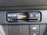 ナビゲーション連動ETC2.0車載器です。料金所のETCレーンへの誘導やナビ画面での利用履歴・料金確認などが可能です。納車前にはセットアップ完了!カードを差し込むだけで、ごり利用いただけます。