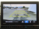 3ビュー切替え可能なリアワイドカメラ搭載で、後方視界がしっかりと確保できます。夜間や狭い駐車場でのバック走行に大変便利です。